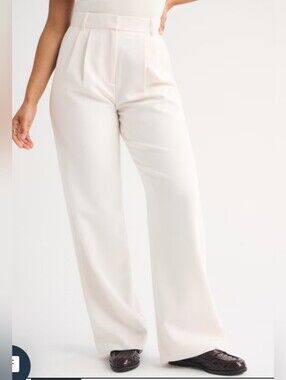 Abercrombie & Fitch Super High Rise Qide Leg Tailored White Pants 27/4s